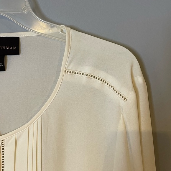 Nwt Dana Buchnan cream colored blouse size 14 pleated front - Picture 7 of 7